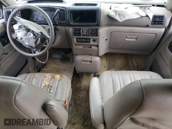 1995 Dodge Caravan with VIN 1B4GH54R3SX529270, listed as a Copart auction lot 76361004 with 154,742 mi miles and Salvage title. Bid and sale history available at DreamBid. Image 8.