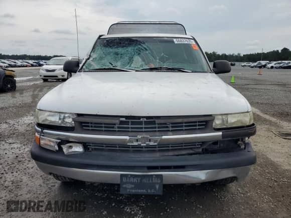 2000 Chevrolet Silverado 1500 with VIN 1GCEC14V0YE251964, listed as a Copart auction lot 66837635 with 402,207 mi miles and Salvage title. Bid and sale history available at DreamBid. Image 5.