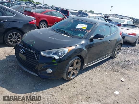 2013 Hyundai Veloster Turbo с VIN KMHTC6AE5DU174142, выставлен на аукционе IAAI как лот 42424749 с пробегом 69 744 миль миль и . История ставок и продаж доступна на DreamBid. Изображение 17.