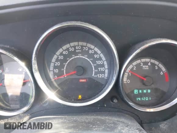 2011 Dodge Caliber Uptown with VIN 1B3CB9HB2BD172349, listed as a IAAI auction lot 42901430 with 141,201 mi miles and . Bid and sale history available at DreamBid. Image 7.