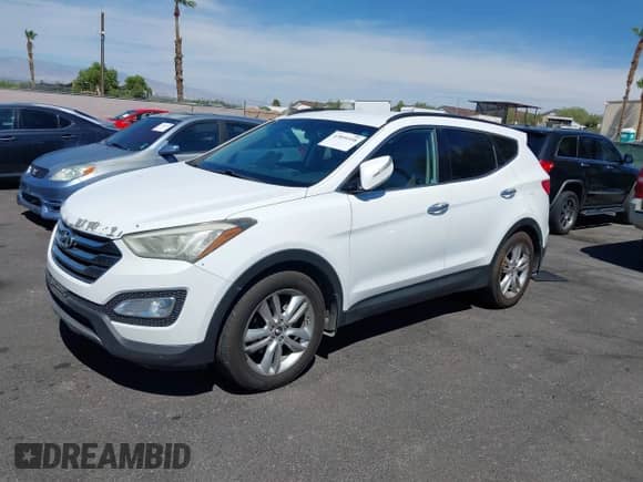 2013 Hyundai Santa Fe Sport with VIN 5XYZU3LAXDG015333, listed as a IAAI auction lot 42899358 with 234,788 mi miles and . Bid and sale history available at DreamBid. Image 17.