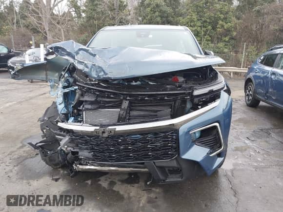 2024 Chevrolet Traverse AWD Z71 z VIN 1GNEVJKS7RJ197307, wystawiony jako IAAI lot #41505694 z przebiegiem 7 782 mil mil oraz . Historia ofert i sprzedaży dostępna na DreamBid. Obrazek 12.
