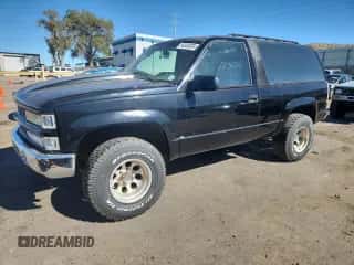 1994 Chevrolet Blazer с VIN 1GNEK18K1RJ326206, выставлен на аукционе Copart как лот 90358035 с пробегом 223 625 миль миль и Чистый • Clean title. История ставок и продаж доступна на DreamBid. Изображение 1.