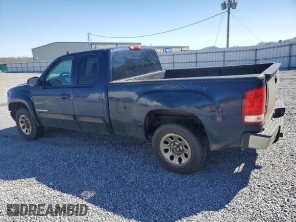 2007 GMC Sierra 1500 SLE1 with VIN 2GTEC19C971711856, listed as a Copart auction lot 49693165 with 329,400 mi miles and Salvage title. Bid and sale history available at DreamBid. Image 2.