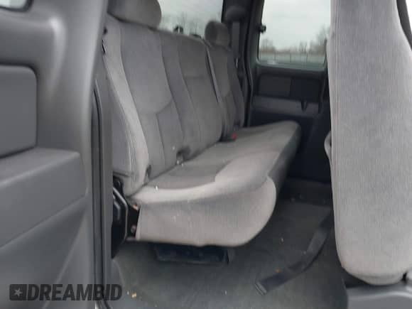 2006 GMC Sierra 1500 SLE1 with VIN 1GTEK19BX6Z246147, listed as a IAAI auction lot 41519570 with 167,650 mi miles and . Bid and sale history available at DreamBid. Image 8.