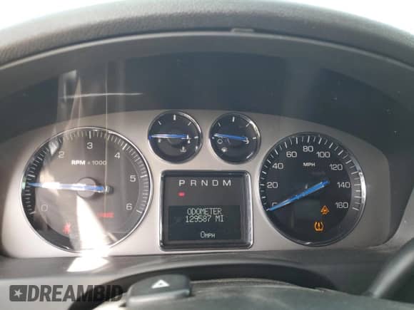 2008 Cadillac Escalade with VIN 1GYFK63858R271985, listed as a Copart auction lot 82132985 with 129,587 mi miles and Salvage title. Bid and sale history available at DreamBid. Image 9.