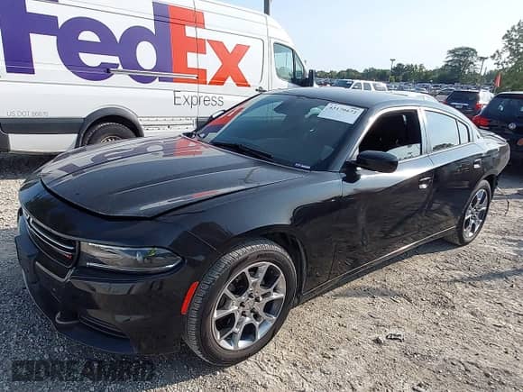 2015 Dodge Charger SE with VIN 2C3CDXFG8FH884244, listed as a IAAI auction lot 43170672 with 127,526 mi miles and . Bid and sale history available at DreamBid. Image 17.