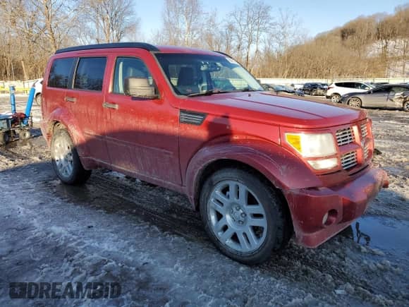 2008 Dodge Nitro R/T z VIN 1D8GU58638W102217, wystawiony jako Copart lot #89407765 z przebiegiem 183 419 mil mil oraz Szkoda całkowita • Salvage title. Historia ofert i sprzedaży dostępna na DreamBid. Obrazek 4.
