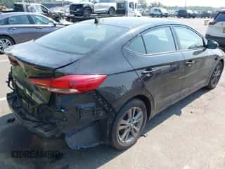 2018 Hyundai Elantra SEL z VIN 5NPD84LF2JH232721, wystawiony jako IAAI lot #42991846 z przebiegiem 119 664 mil mil oraz . Historia ofert i sprzedaży dostępna na DreamBid. Obrazek 4.