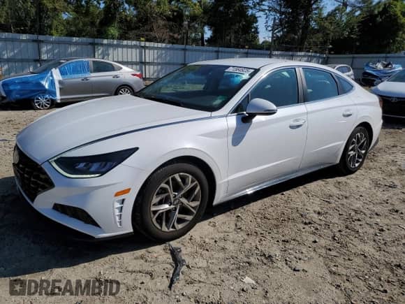2023 Hyundai Sonata SEL с VIN KMHL64JA8PA263881, выставлен на аукционе Copart как лот 71564925 с пробегом 61 348 миль миль и Списание • Salvage title. История ставок и продаж доступна на DreamBid. Изображение 1.