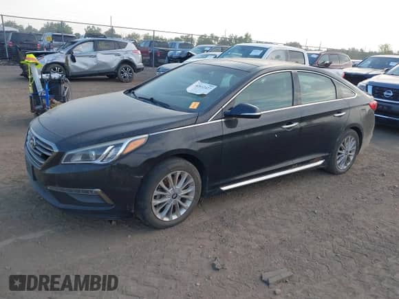 2015 Hyundai Sonata Sport с VIN 5NPE34AF1FH245005, выставлен на аукционе IAAI как лот 42612427 с пробегом Не указан миль и . История ставок и продаж доступна на DreamBid. Изображение 2.