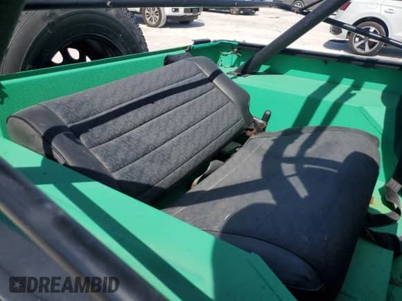 1987 Jeep Wrangler с VIN 2BCCL8118HB505080, выставлен на аукционе Copart как лот 46142235 с пробегом 74 287 миль миль и Списание • Salvage title. История ставок и продаж доступна на DreamBid. Изображение 10.