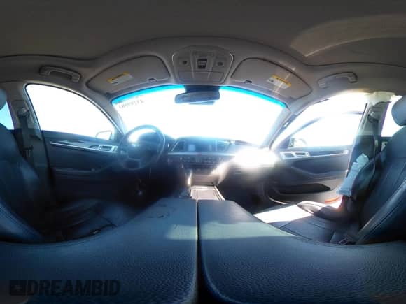 2015 Hyundai Genesis 3.8L с VIN KMHGN4JE8FU046125, выставлен на аукционе IAAI как лот 43289503 с пробегом 183 035 миль миль и . История ставок и продаж доступна на DreamBid. Изображение 18.