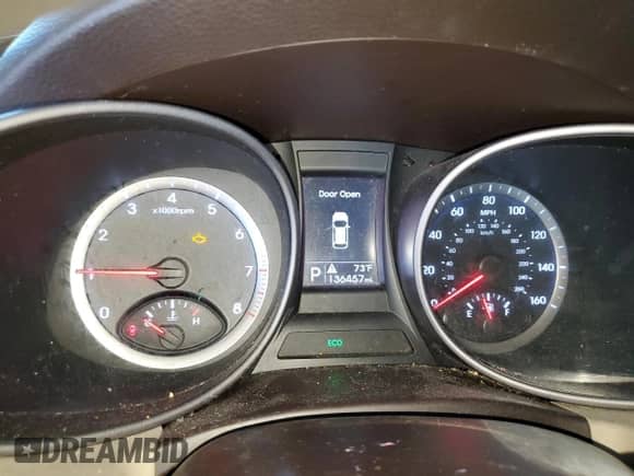 2016 Hyundai Santa Fe с VIN 5XYZT3LB8GG319020, выставлен на аукционе Copart как лот 81550325 с пробегом 136 457 миль миль и Чистый • Clean title. История ставок и продаж доступна на DreamBid. Изображение 9.