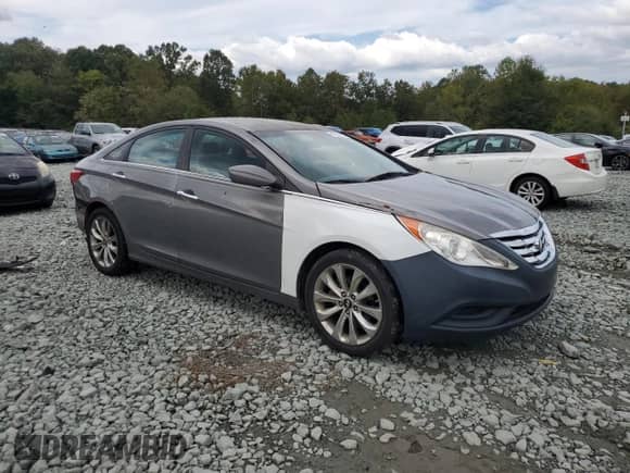 2011 Hyundai Sonata SE z VIN 5NPEC4AC0BH024561, wystawiony jako Copart lot #81709215 z przebiegiem 244 073 mil mil oraz Szkoda całkowita • Salvage title. Historia ofert i sprzedaży dostępna na DreamBid. Obrazek 4.