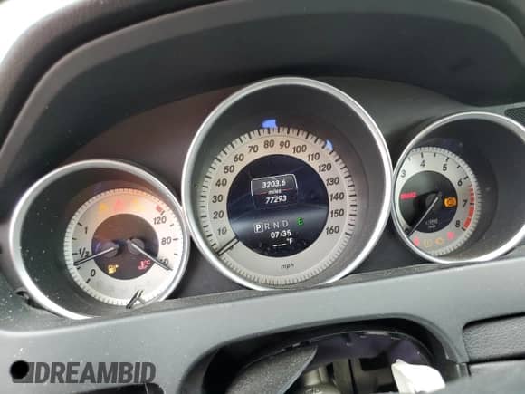 2014 Mercedes-Benz C 250 Sport with VIN WDDGF4HB7EG250768, listed as a Copart auction lot 84007365 with 77,293 mi miles and Clean title. Bid and sale history available at DreamBid. Image 9.