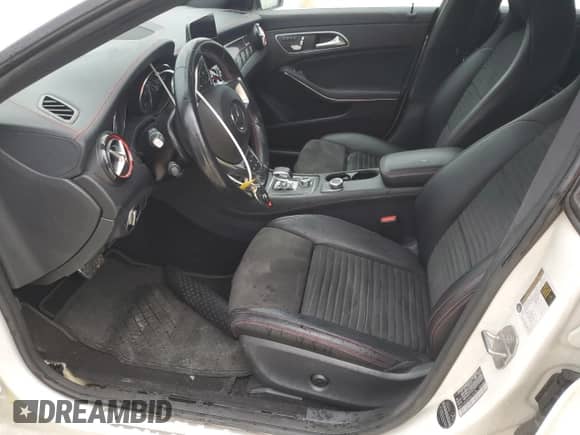 2018 Mercedes-Benz CLA 45 AMG с VIN WDDSJ5CB7JN618278, выставлен на аукционе Copart как лот 88866695 с пробегом 45 312 миль миль и Списание • Salvage title. История ставок и продаж доступна на DreamBid. Изображение 7.