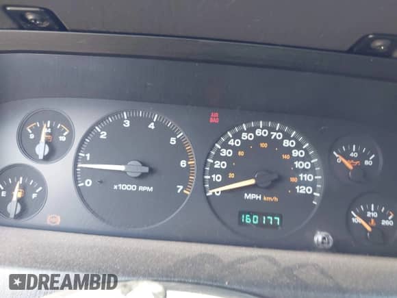 1999 Jeep Grand Cherokee Limited с VIN 1J4GW68N6XC764387, выставлен на аукционе IAAI как лот 42692435 с пробегом 160 177 миль миль и . История ставок и продаж доступна на DreamBid. Изображение 7.