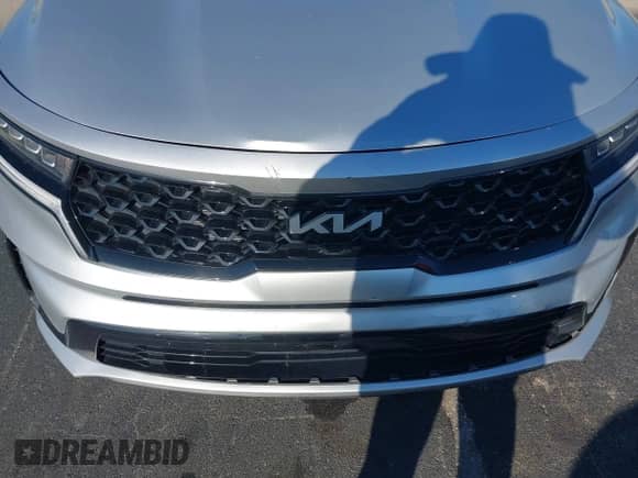 2022 Kia Sorento S with VIN 5XYRL4LC1NG084245, listed as a IAAI auction lot 43429898 with 19,034 mi miles and . Bid and sale history available at DreamBid. Image 6.