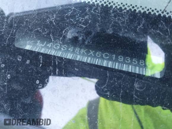 2006 Jeep Grand Cherokee Laredo with VIN 1J4GS48KX6C193586, listed as a IAAI auction lot 41260951 with 215,429 mi miles and . Bid and sale history available at DreamBid. Image 9.