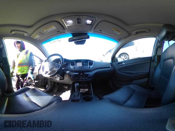 2018 Hyundai Tucson Value с VIN KM8J3CA26JU713729, выставлен на аукционе IAAI как лот 41950946 с пробегом 73 456 миль миль и . История ставок и продаж доступна на DreamBid. Изображение 20.