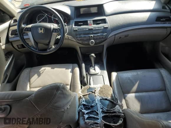 2008 Honda Accord EX-L with VIN JHMCP268X8C069966, listed as a Copart auction lot 84608815 with 223,053 mi miles and Clean title. Bid and sale history available at DreamBid. Image 8.