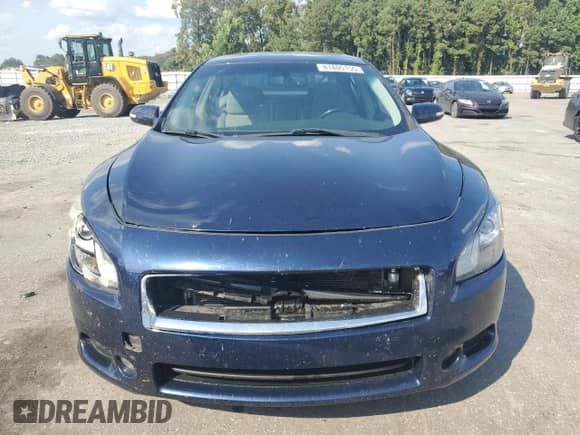 2014 Nissan Maxima S z VIN 1N4AA5APXEC434092, wystawiony jako Copart lot #81805155 z przebiegiem 278 617 mil mil oraz Szkoda całkowita • Salvage title. Historia ofert i sprzedaży dostępna na DreamBid. Obrazek 5.