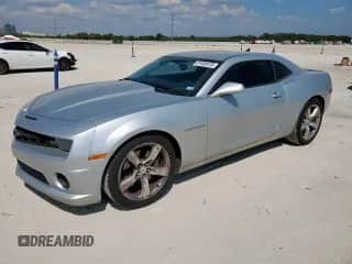 2011 Chevrolet Camaro 1SS z VIN 2G1FS1EW6B9142801, wystawiony jako Copart lot #81938125 z przebiegiem 212 022 mil mil oraz Czysty tytuł • Clean title. Historia ofert i sprzedaży dostępna na DreamBid. Obrazek 1.