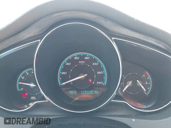 2010 Chevrolet Malibu 2LT z VIN 1G1ZD5EB7A4152458, wystawiony jako IAAI lot #42813430 z przebiegiem 115 225 mil mil oraz . Historia ofert i sprzedaży dostępna na DreamBid. Obrazek 7.