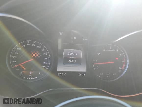 2018 Mercedes-Benz C 43 AMG с VIN 55SWF6EB9JU252062, выставлен на аукционе Copart как лот 81250995 с пробегом 42 060 миль миль и Списание • Salvage title. История ставок и продаж доступна на DreamBid. Изображение 9.