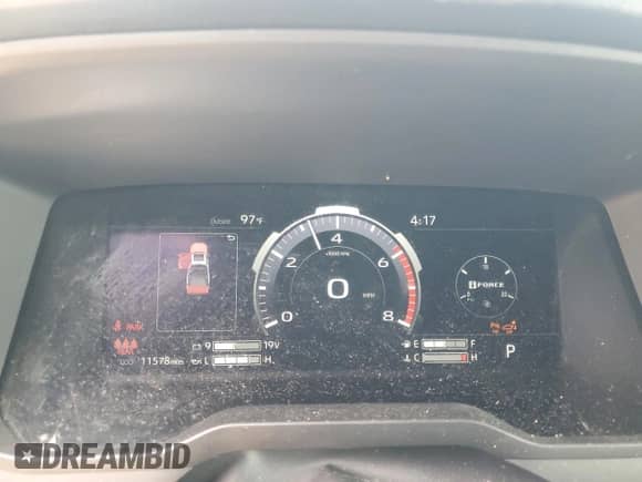 2025 Toyota Tundra SR5 with VIN 5TFWA5DB7SX268425, listed as a Copart auction lot 69196465 with 11,578 mi miles and Clean title. Bid and sale history available at DreamBid. Image 9.