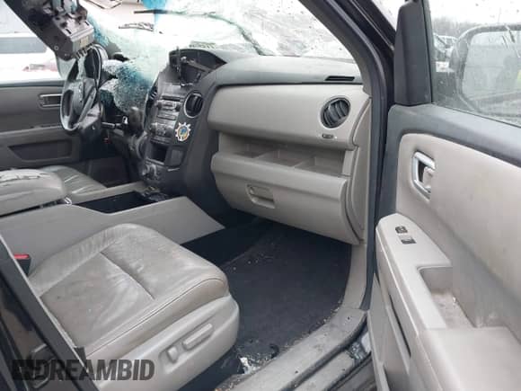 2013 Honda Pilot EX-L with VIN 5FNYF4H70DB013445, listed as a IAAI auction lot 41510836 with 292,896 mi miles and . Bid and sale history available at DreamBid. Image 5.