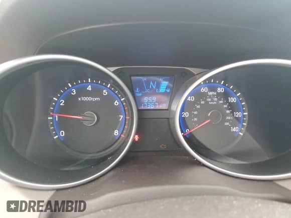 2015 Hyundai Tucson Limited z VIN KM8JUCAG6FU103815, wystawiony jako Copart lot #69965805 z przebiegiem 173 671 mil mil oraz Czysty tytuł • Clean title. Historia ofert i sprzedaży dostępna na DreamBid. Obrazek 9.