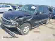2004 Chevrolet Tahoe LS z VIN 1GNEC13V34R295484, wystawiony jako IAAI lot #42888588 z przebiegiem 150 250 mil mil oraz . Historia ofert i sprzedaży dostępna na DreamBid. Obrazek 2.