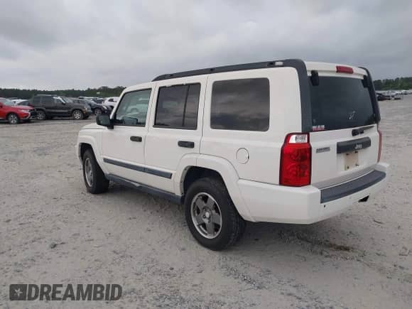 2006 Jeep Commander with VIN 1J8HH48K76C229610, listed as a IAAI auction lot 41961432 with 160,971 mi miles and . Bid and sale history available at DreamBid. Image 3.