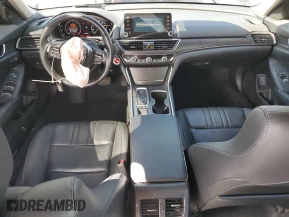2022 Honda Accord Touring with VIN 1HGCV2F9XNA005113, listed as a Copart auction lot 68748965 with 51,486 mi miles and Clean title. Bid and sale history available at DreamBid. Image 8.