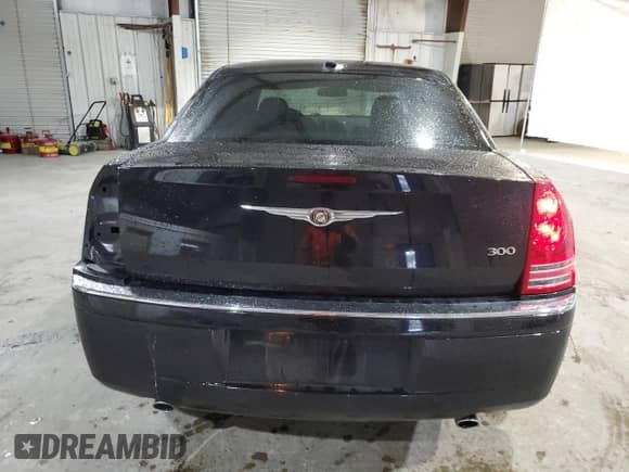 2010 Chrysler 300 C с VIN 2C3CK6CT9AH113804, выставлен на аукционе Copart как лот 69783475 с пробегом 109 874 миль миль и Чистый • Clean title. История ставок и продаж доступна на DreamBid. Изображение 6.