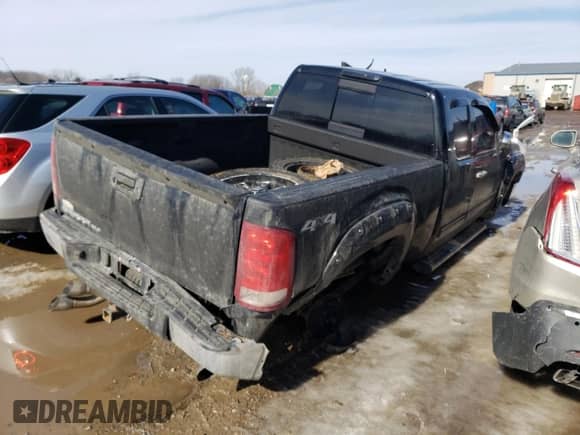 2010 GMC Sierra 1500 SLT с VIN 1GTSKWE37AZ251877, выставлен на аукционе Copart как лот 46526145 с пробегом 173 154 миль миль и Чистый • Clean title. История ставок и продаж доступна на DreamBid. Изображение 3.