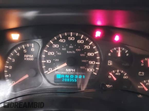 2002 Chevrolet Suburban Z71 with VIN 3GNFK16Z42G305930, listed as a IAAI auction lot 41002347 with 288,355 mi miles and . Bid and sale history available at DreamBid. Image 7.