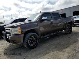 2008 Chevrolet Silverado 1500 2LT with VIN 2GCEK133X81184830, listed as a Copart auction lot 67989725 with 197,381 mi miles and Clean title. Bid and sale history available at DreamBid. Image 1.