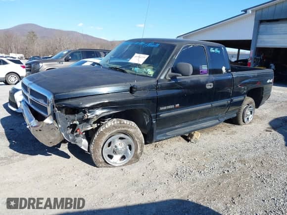 1999 Dodge 1500 with VIN 3B7HF13Y0XG125045, listed as a IAAI auction lot 41554229 with 245,933 mi miles and . Bid and sale history available at DreamBid. Image 2.
