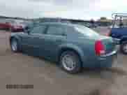 2005 Chrysler 300 Touring с VIN 2C3JA53G15H656917, выставлен на аукционе IAAI как лот 43311651 с пробегом 142 810 миль миль и . История ставок и продаж доступна на DreamBid. Изображение 3.