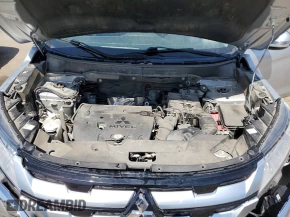 2021 Mitsubishi Outlander SE z VIN JA4APVAU6MU015707, wystawiony jako Copart lot #70629955 z przebiegiem 82 902 mil mil oraz Nie do naprawy • Non repairable. Historia ofert i sprzedaży dostępna na DreamBid. Obrazek 12.