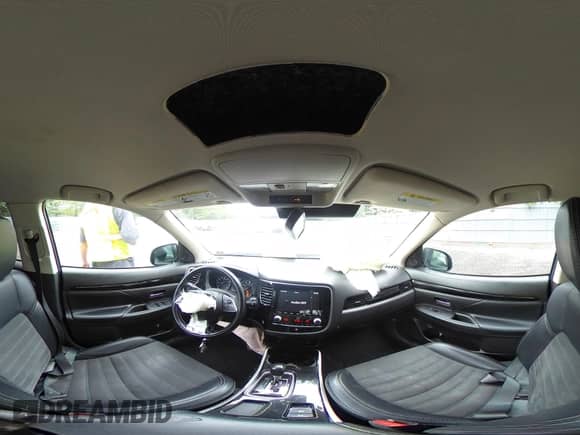 2020 Mitsubishi Outlander SE z VIN JA4AD3A37LZ022025, wystawiony jako IAAI lot #42886692 z przebiegiem 102 017 mil mil oraz . Historia ofert i sprzedaży dostępna na DreamBid. Obrazek 18.