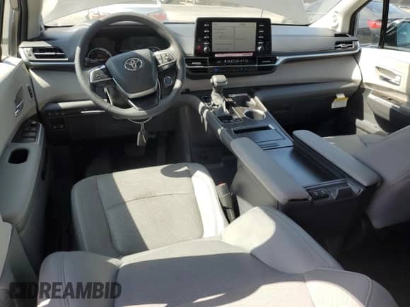 2024 Toyota Sienna Limited с VIN 5TDZRKEC7RS208401, выставлен на аукционе Copart как лот 57668615 с пробегом 9 206 миль миль и Списание • Salvage title. История ставок и продаж доступна на DreamBid. Изображение 8.