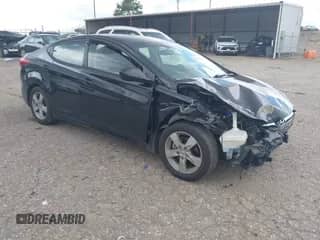 2012 Hyundai Elantra Limited z VIN KMHDH4AE9CU318123, wystawiony jako IAAI lot #42688856 z przebiegiem 126 044 mil mil oraz . Historia ofert i sprzedaży dostępna na DreamBid. Obrazek 1.