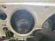 1977 Chevrolet Corvette z VIN 1Z37X7S438954, wystawiony jako Copart lot #69469584 z przebiegiem 6 678 mil mil oraz Czysty tytuł • Clean title. Historia ofert i sprzedaży dostępna na DreamBid. Obrazek 9.