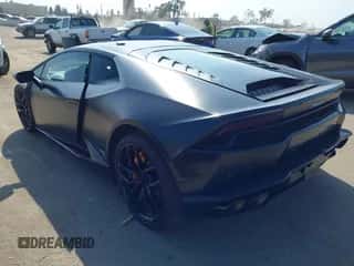 2015 Lamborghini Huracan with VIN ZHWUC1ZF7FLA00780, listed as a IAAI auction lot 43526946 with 21,162 mi miles and . Bid and sale history available at DreamBid. Image 3.