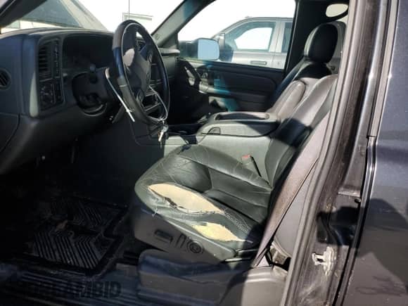 2004 Chevrolet Avalanche LS с VIN 3GNGK22G94G194390, выставлен на аукционе Copart как лот 63437215 с пробегом 221 126 миль миль и Чистый • Clean title. История ставок и продаж доступна на DreamBid. Изображение 7.
