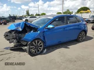 2018 Hyundai Elantra Sport с VIN KMHH55LC1JU054579, выставлен на аукционе Copart как лот 67429615 с пробегом 84 604 миль миль и Списание • Salvage title. История ставок и продаж доступна на DreamBid. Изображение 1.
